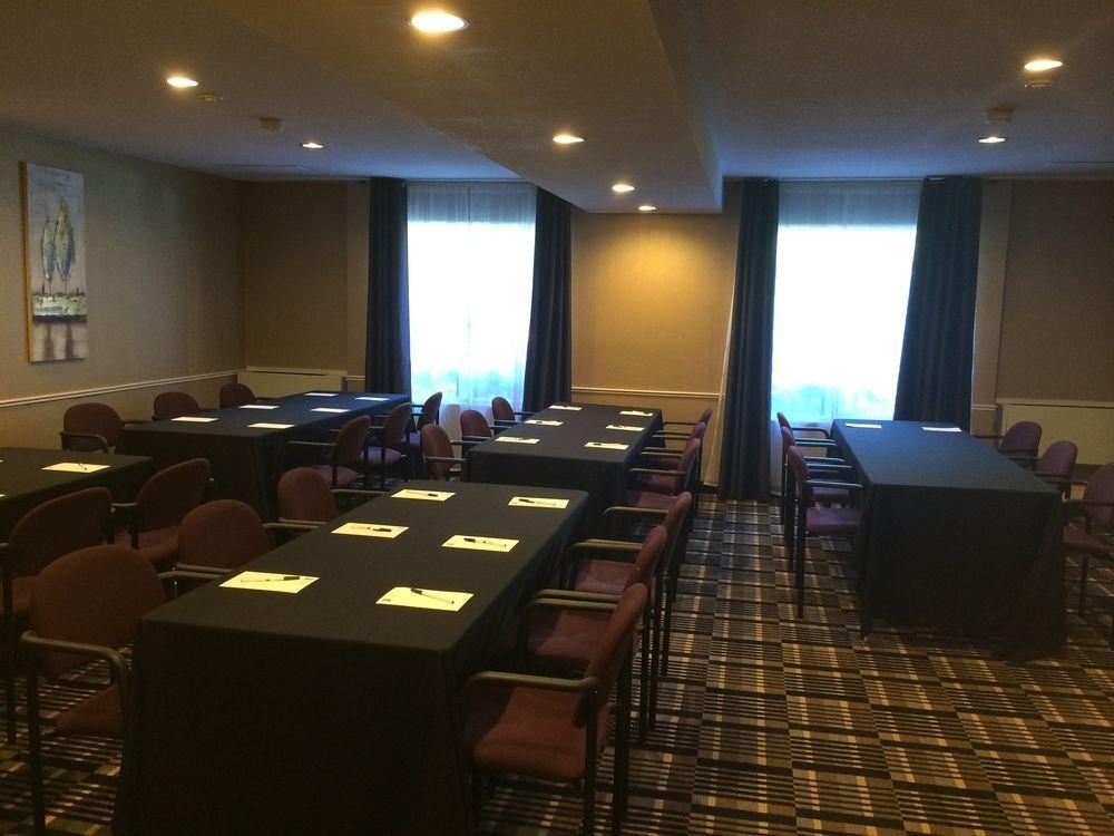 فندق Doubletree By Hilton St. John'S Harbourview المظهر الخارجي الصورة